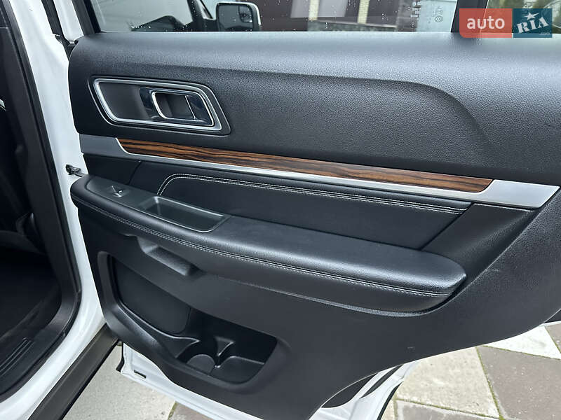 Внедорожник / Кроссовер Ford Explorer 2016 в Летичеве фото 51 Внедорожник / Кроссовер Ford Explorer 2016 в Летичеве
