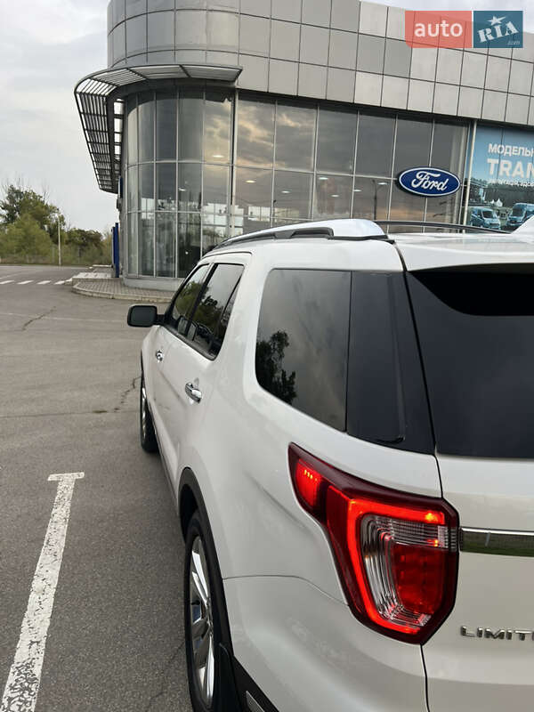 Внедорожник / Кроссовер Ford Explorer 2018 в Днепре