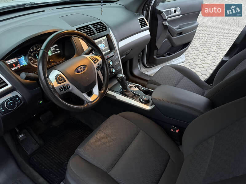 Внедорожник / Кроссовер Ford Explorer 2014 в Ивано-Франковске