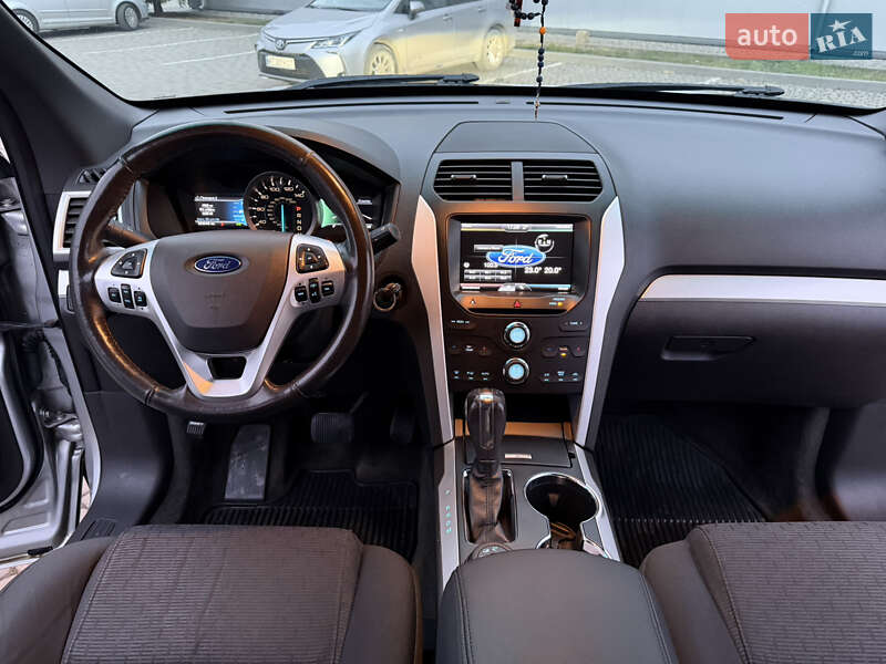 Внедорожник / Кроссовер Ford Explorer 2014 в Ивано-Франковске