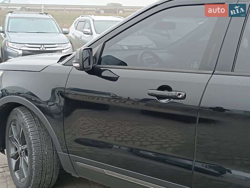 Позашляховик / Кросовер Ford Explorer 2018 в Львові