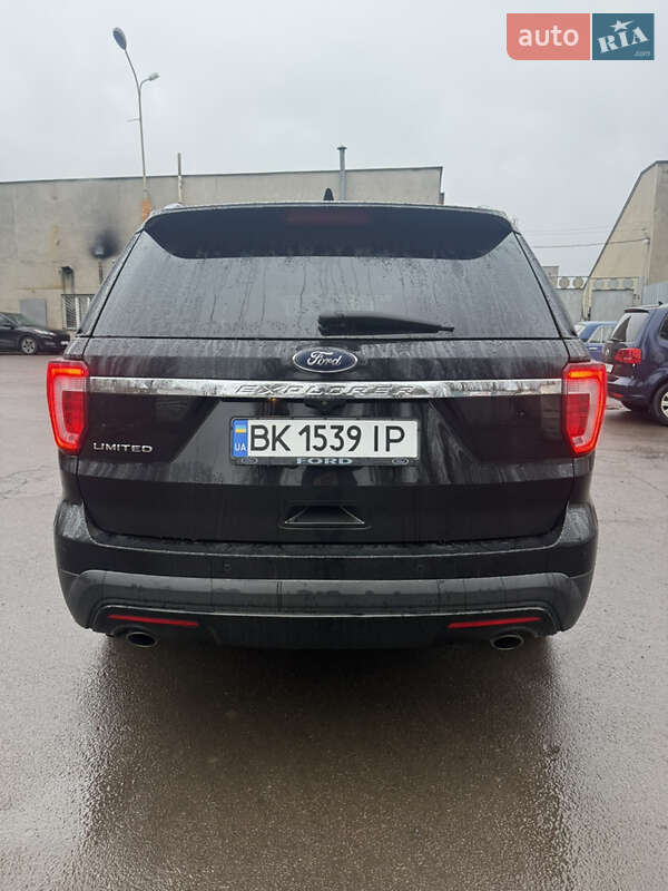 Позашляховик / Кросовер Ford Explorer 2017 в Рівному фото 5 Позашляховик / Кросовер Ford Explorer 2017 в Рівному