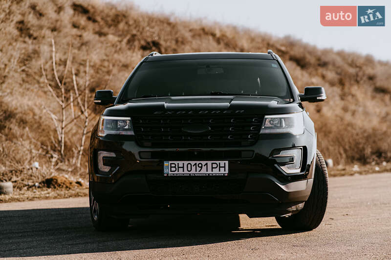 Внедорожник / Кроссовер Ford Explorer 2016 в Одессе