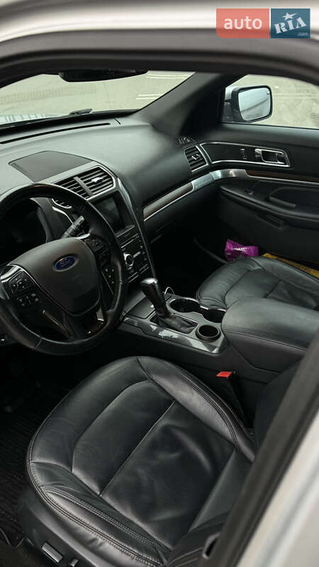 Внедорожник / Кроссовер Ford Explorer 2017 в Одессе