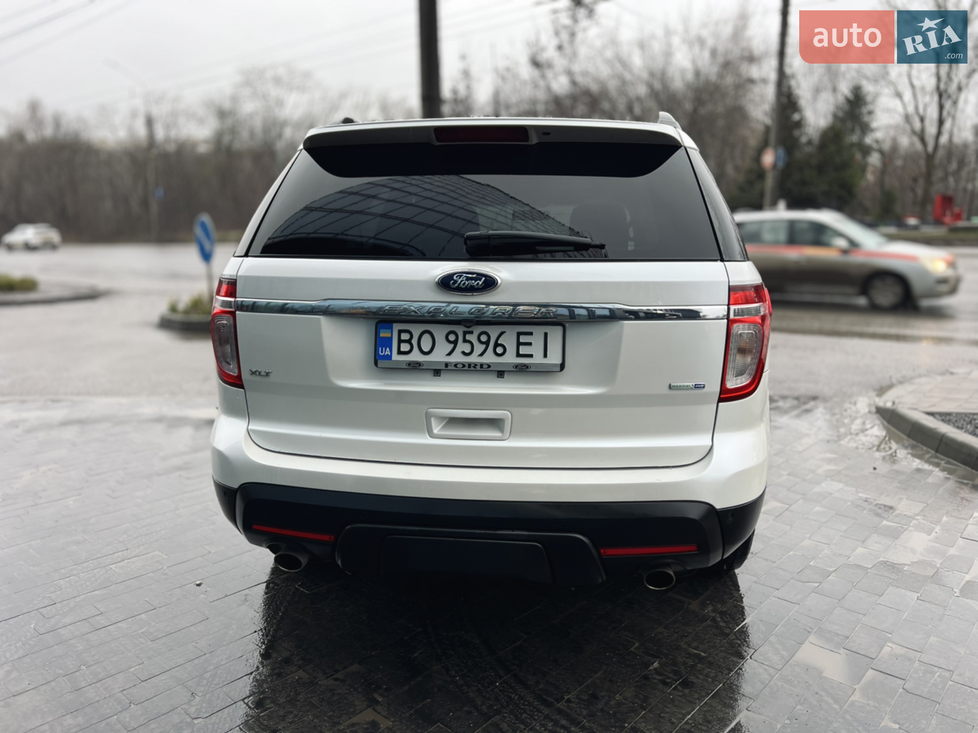 2013 Ford Explorer - мініатюра 16