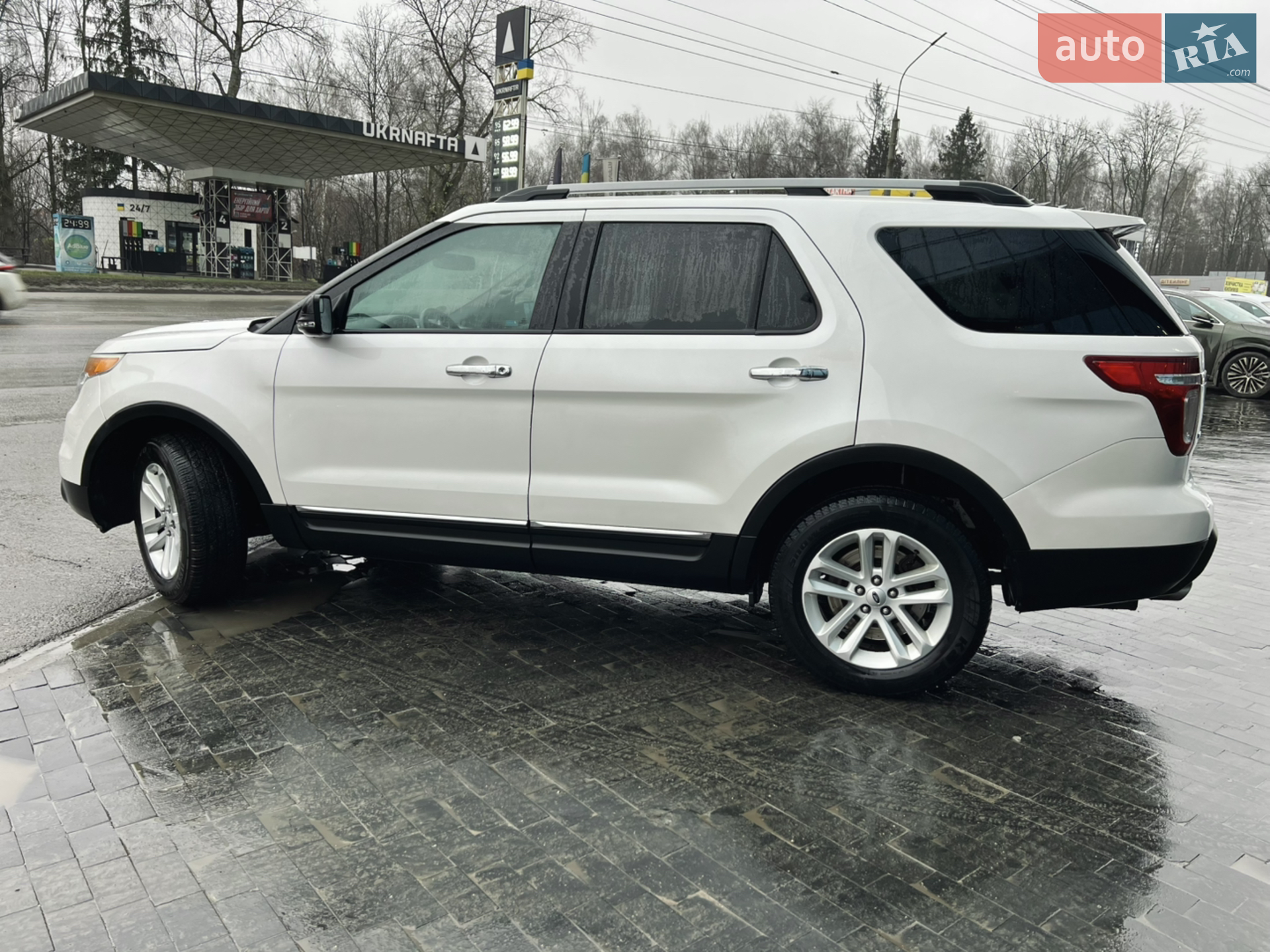 2013 Ford Explorer - мініатюра 22