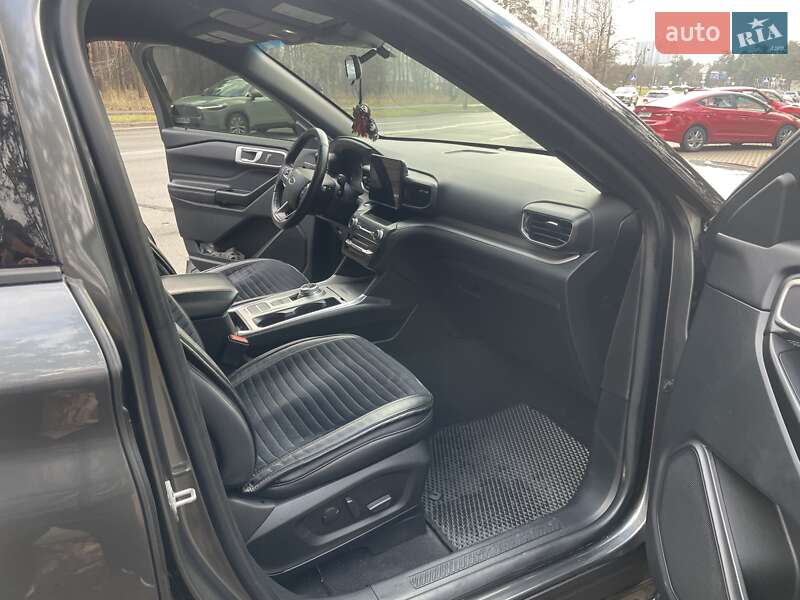 Внедорожник / Кроссовер Ford Explorer 2020 в Киеве