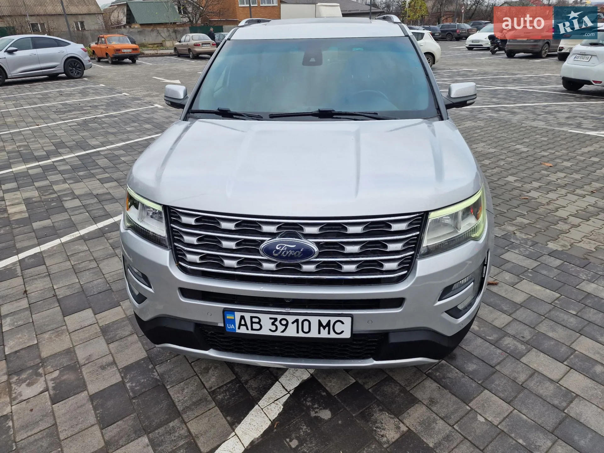 2016 Ford Explorer - мініатюра 5