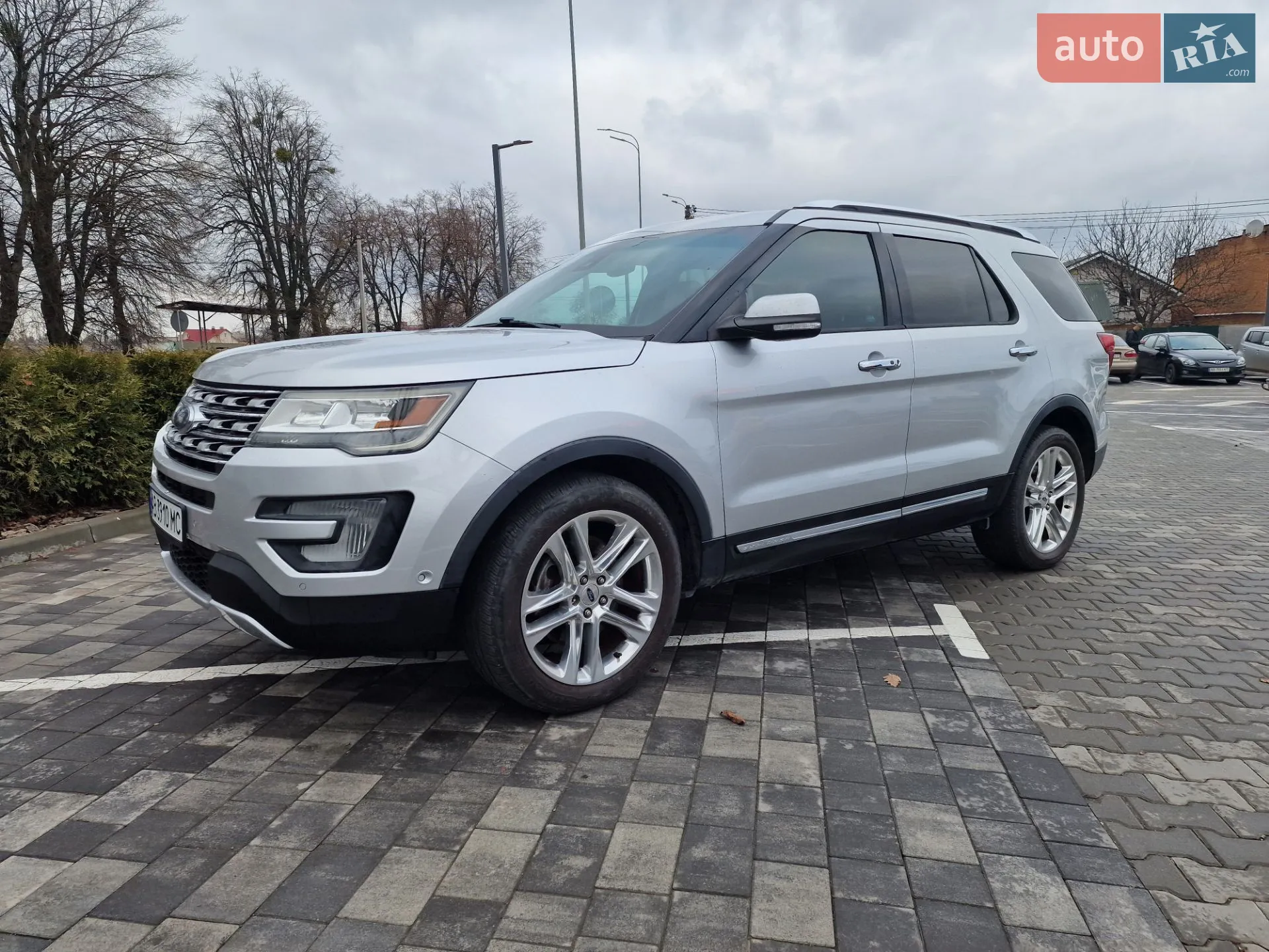 2016 Ford Explorer - мініатюра 7