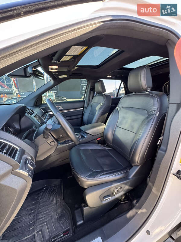 Внедорожник / Кроссовер Ford Explorer 2018 в Киеве