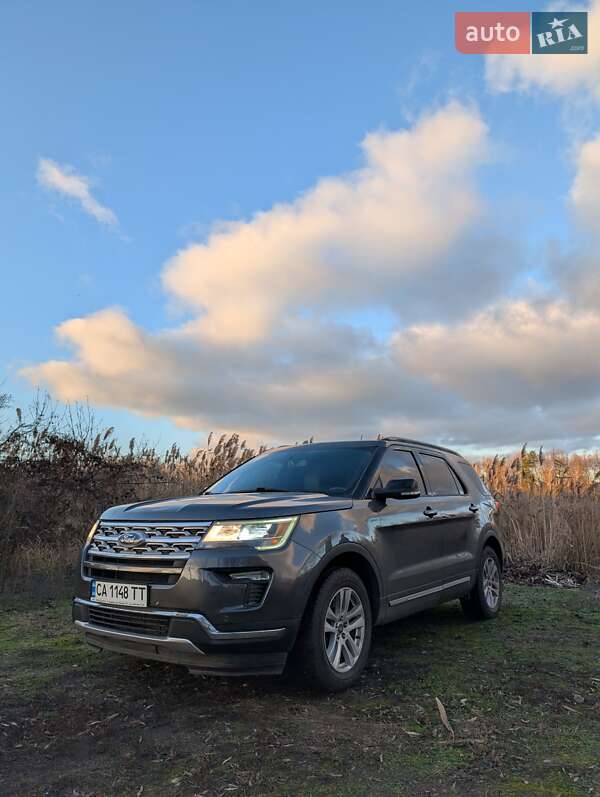 Позашляховик / Кросовер Ford Explorer 2017 в Черкасах