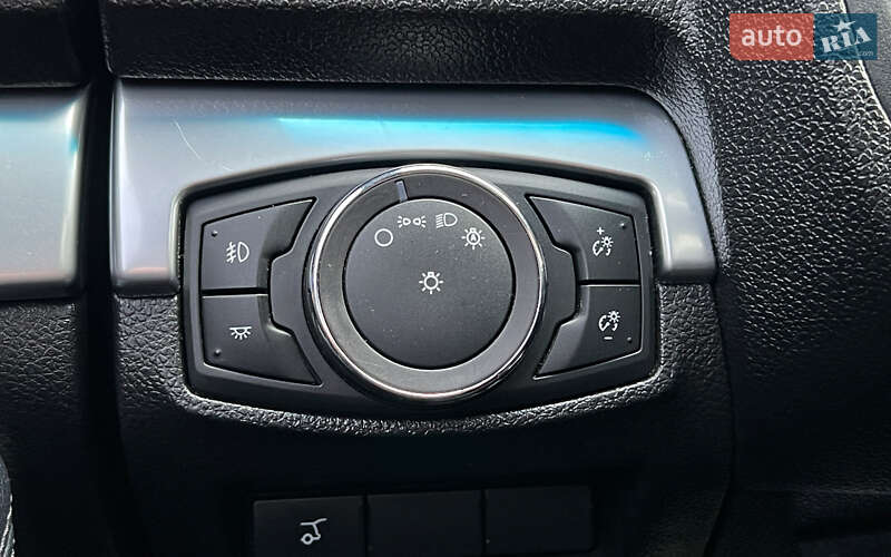 Внедорожник / Кроссовер Ford Explorer 2017 в Львове