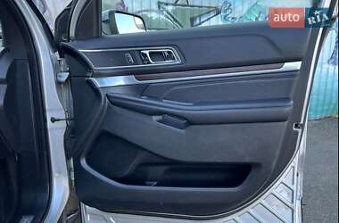 Позашляховик / Кросовер Ford Explorer 2016 в Ковелі