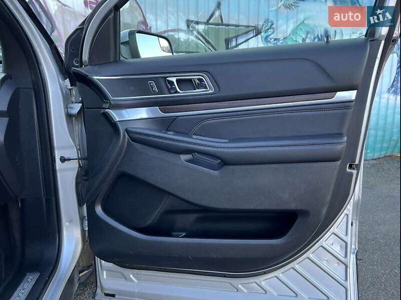 Позашляховик / Кросовер Ford Explorer 2016 в Ковелі фото 32 Позашляховик / Кросовер Ford Explorer 2016 в Ковелі