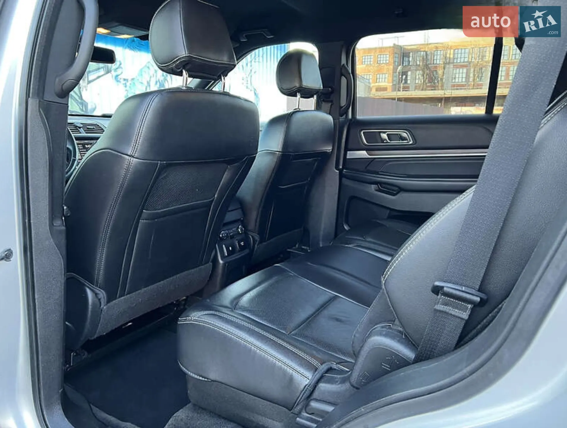 2016 Ford Explorer - мініатюра 52