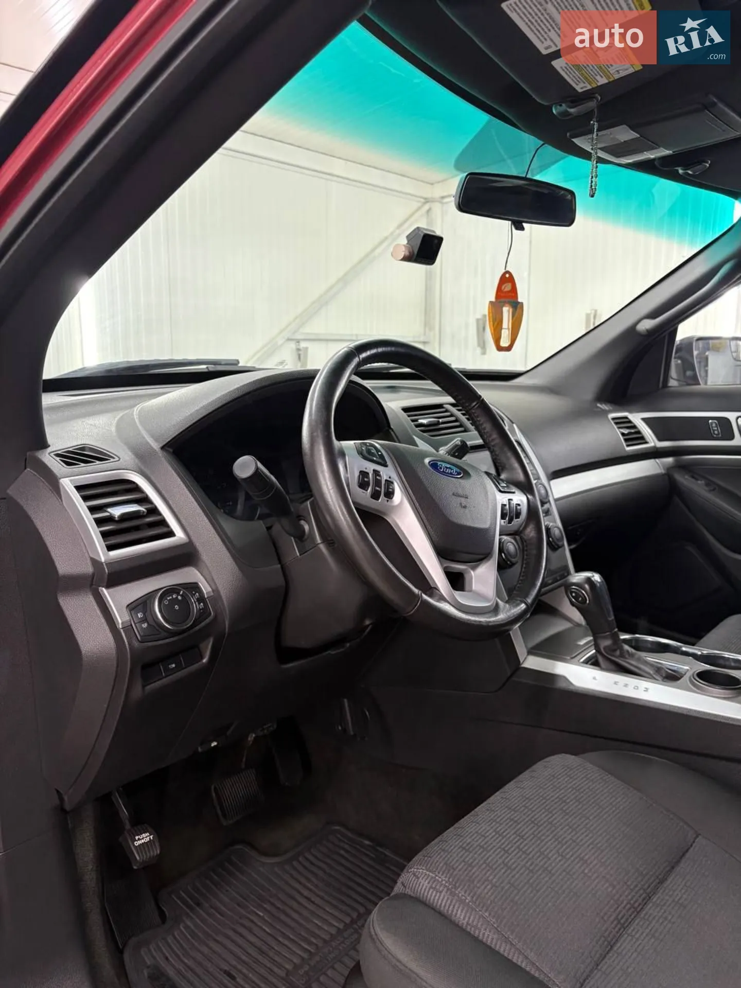 2014 Ford Explorer - мініатюра 17
