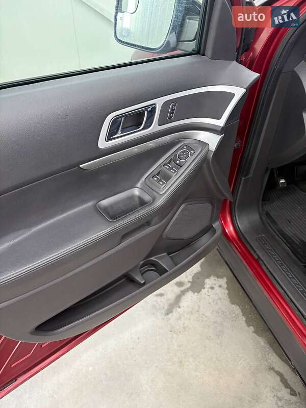 Позашляховик / Кросовер Ford Explorer 2014 в Ланівці