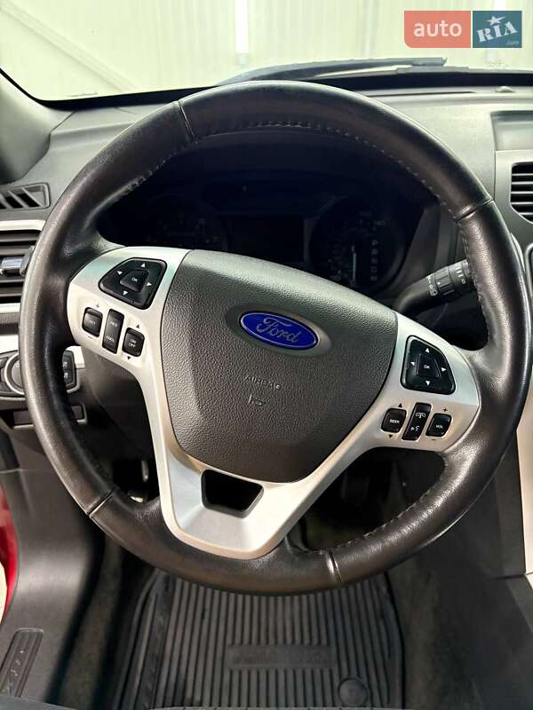 Позашляховик / Кросовер Ford Explorer 2014 в Ланівці
