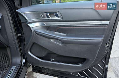 Внедорожник / Кроссовер Ford Explorer 2015 в Одессе