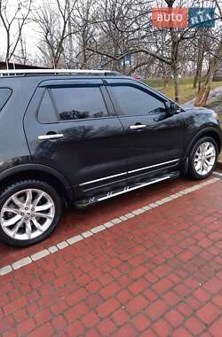 Внедорожник / Кроссовер Ford Explorer 2014 в Ивано-Франковске фото 2 Внедорожник / Кроссовер Ford Explorer 2014 в Ивано-Франковске