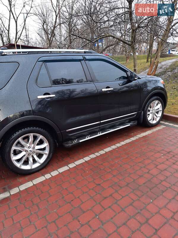 Внедорожник / Кроссовер Ford Explorer 2014 в Ивано-Франковске
