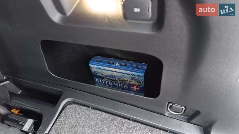 Внедорожник / Кроссовер Ford Explorer 2022 в Ровно фото 33 Внедорожник / Кроссовер Ford Explorer 2022 в Ровно