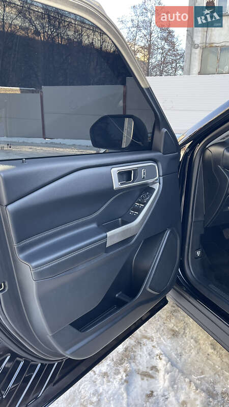 Внедорожник / Кроссовер Ford Explorer 2020 в Киеве