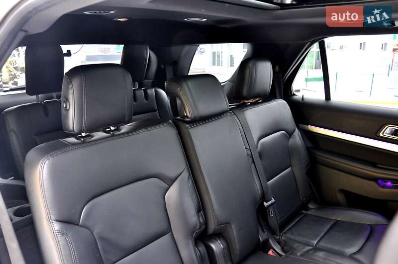 Внедорожник / Кроссовер Ford Explorer 2016 в Львове