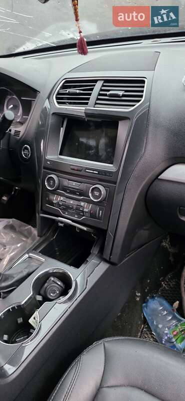 Внедорожник / Кроссовер Ford Explorer 2017 в Харькове фото 6 Внедорожник / Кроссовер Ford Explorer 2017 в Харькове