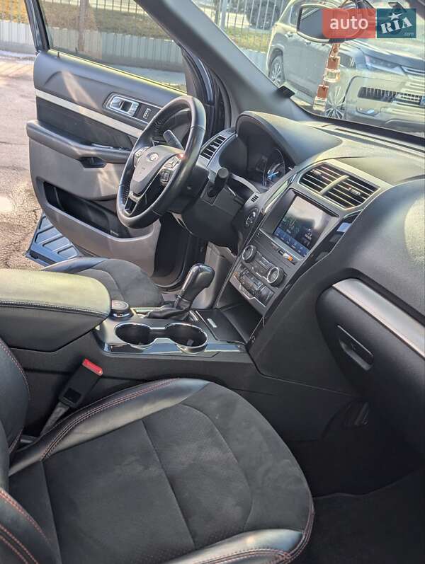 Внедорожник / Кроссовер Ford Explorer 2018 в Полтаве фото 14 Внедорожник / Кроссовер Ford Explorer 2018 в Полтаве