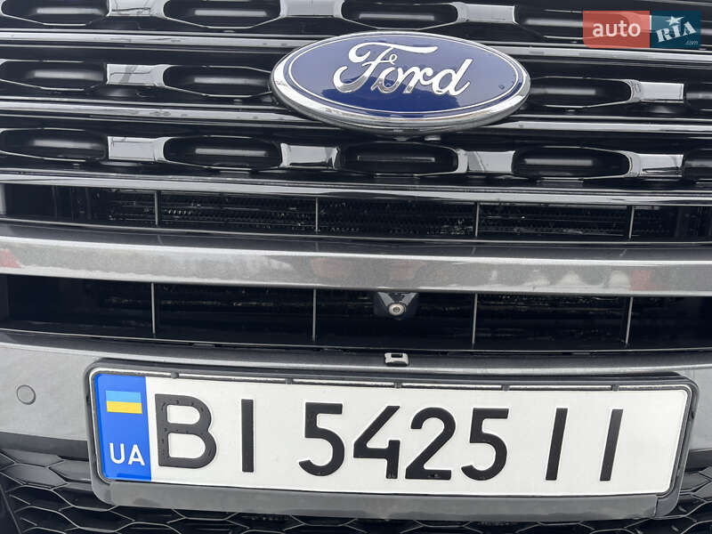 Внедорожник / Кроссовер Ford Explorer 2017 в Полтаве