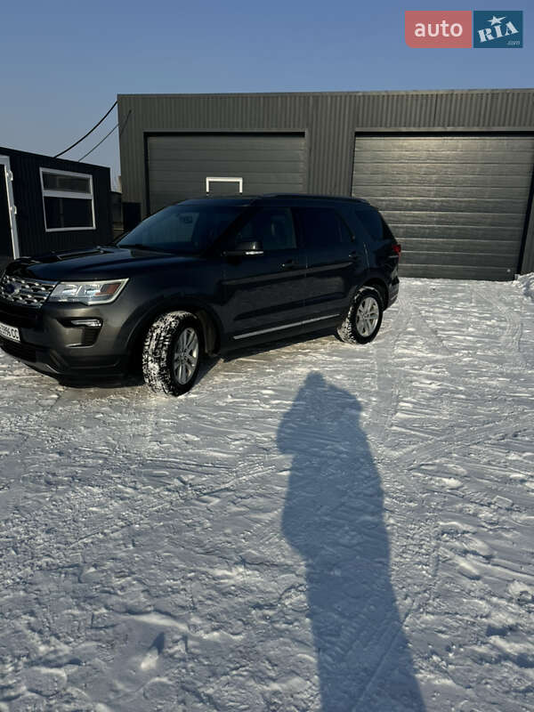 Внедорожник / Кроссовер Ford Explorer 2018 в Новомосковске