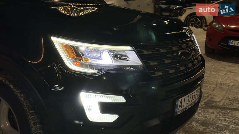 Внедорожник / Кроссовер Ford Explorer 2016 в Буче