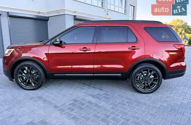 Позашляховик / Кросовер Ford Explorer 2018 в Шепетівці