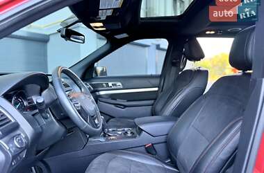Позашляховик / Кросовер Ford Explorer 2018 в Шепетівці