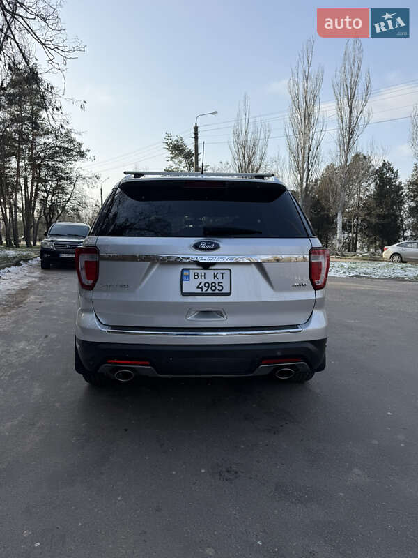 Позашляховик / Кросовер Ford Explorer 2019 в Миколаєві