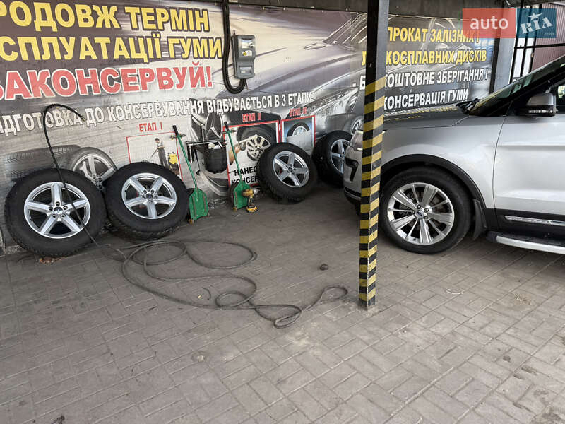 Позашляховик / Кросовер Ford Explorer 2019 в Миколаєві
