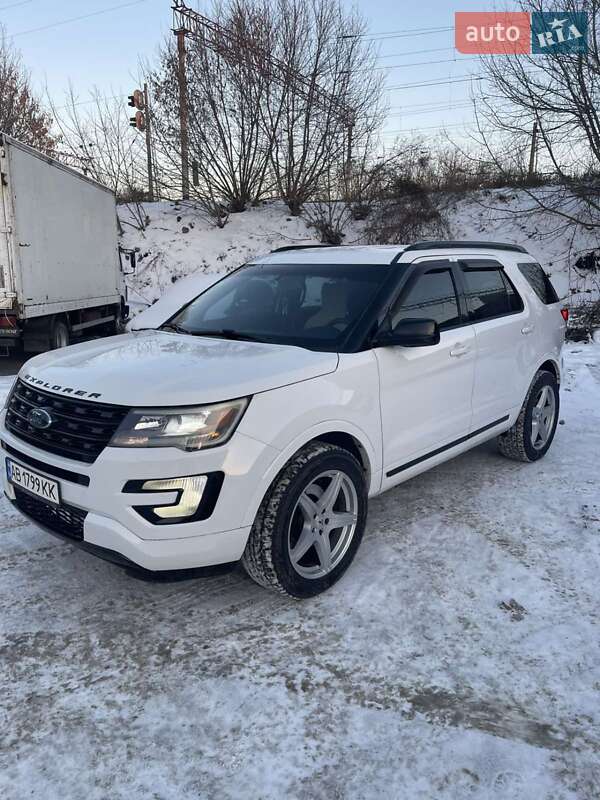 Позашляховик / Кросовер Ford Explorer 2015 в Вінниці