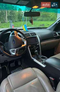 Позашляховик / Кросовер Ford Explorer 2013 в Ладижині