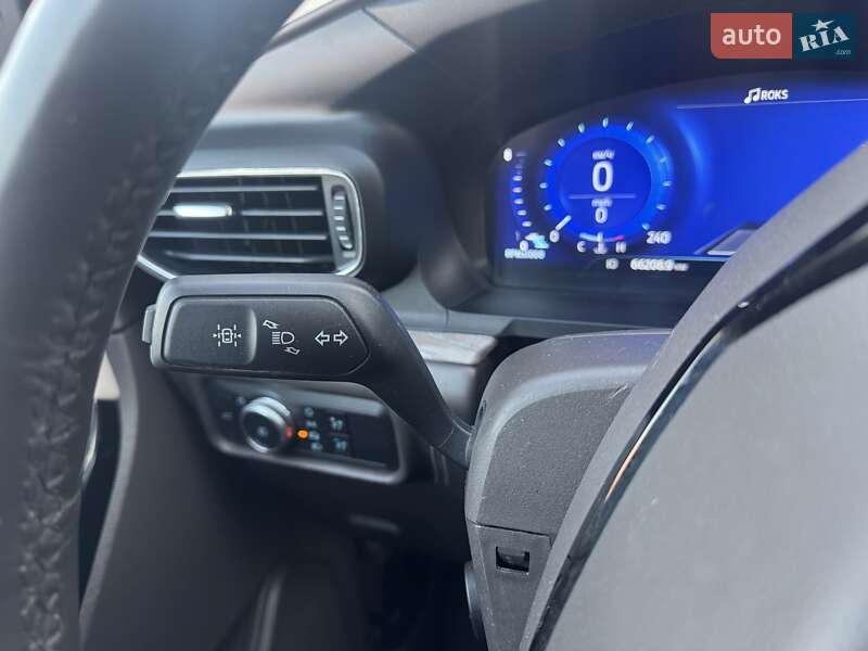 Внедорожник / Кроссовер Ford Explorer 2022 в Киеве