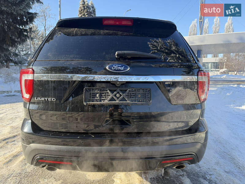 Позашляховик / Кросовер Ford Explorer 2017 в Рівному