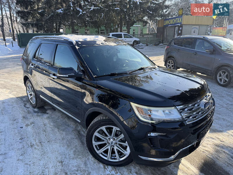 Позашляховик / Кросовер Ford Explorer 2017 в Рівному