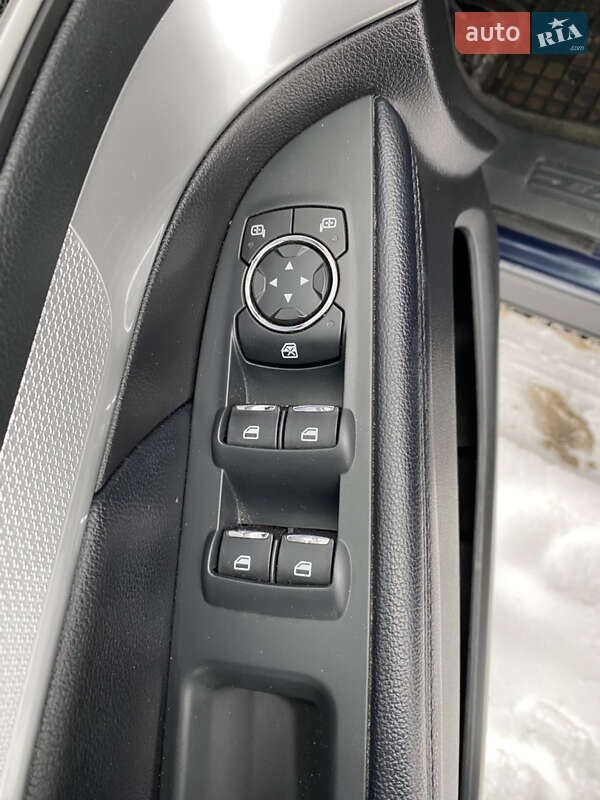 Позашляховик / Кросовер Ford Explorer 2017 в Вінниці