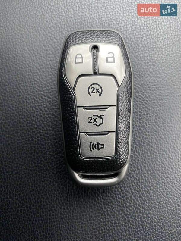 Позашляховик / Кросовер Ford Explorer 2017 в Вінниці