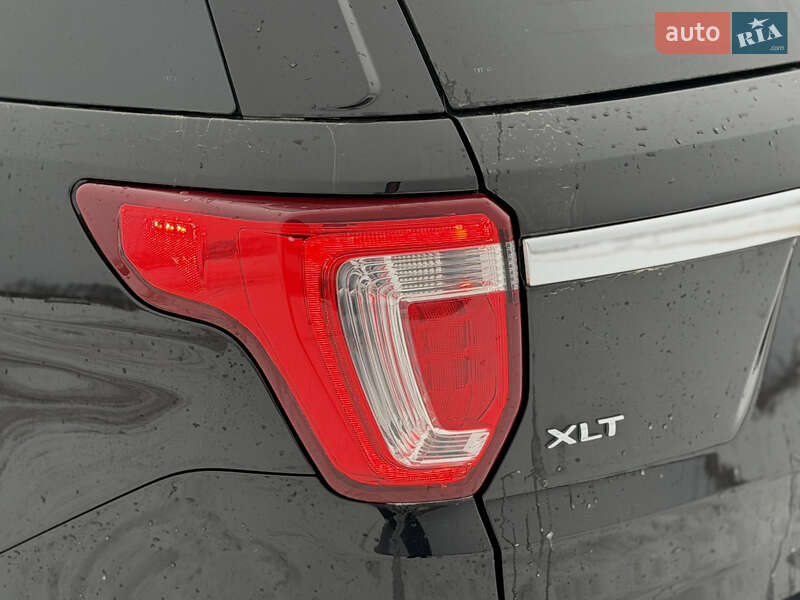 Позашляховик / Кросовер Ford Explorer 2015 в Вінниці