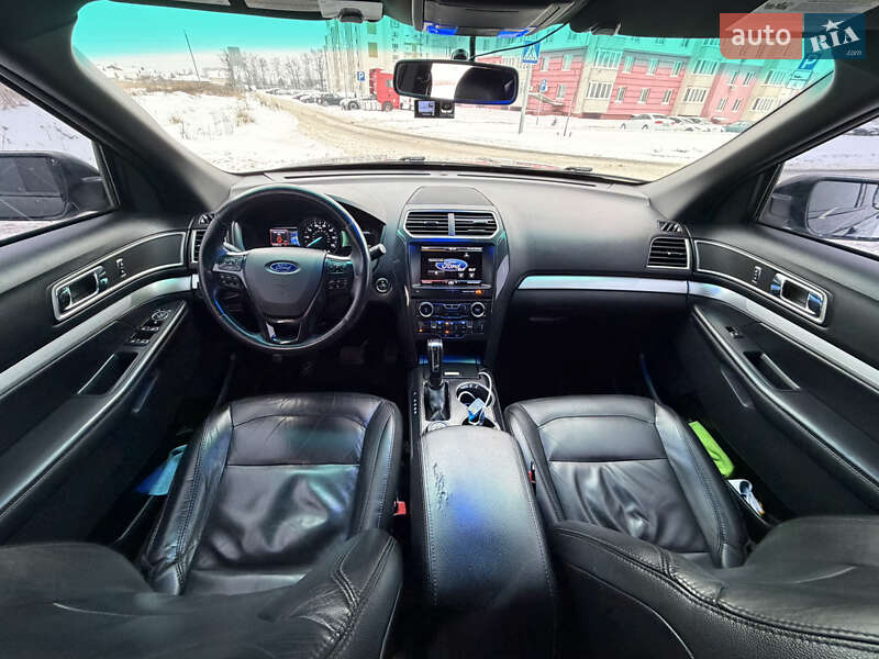 Позашляховик / Кросовер Ford Explorer 2015 в Вінниці