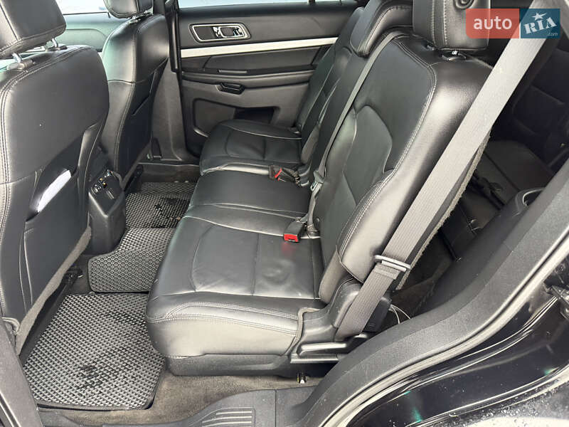 Позашляховик / Кросовер Ford Explorer 2015 в Вінниці