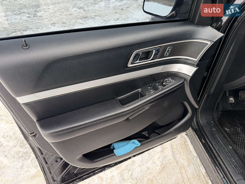 Позашляховик / Кросовер Ford Explorer 2015 в Вінниці