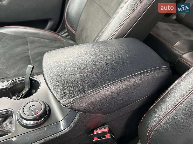 Внедорожник / Кроссовер Ford Explorer 2018 в Стрые