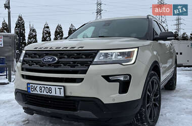 Внедорожник / Кроссовер Ford Explorer 2017 в Львове